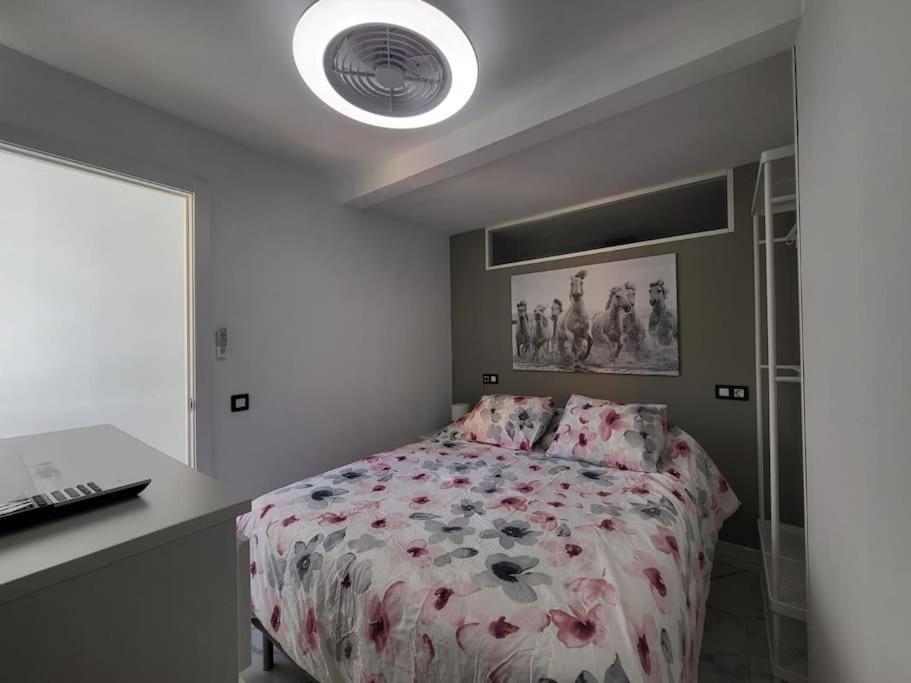 Las Canteras New 2 Bedrooms Flat At The Beach Parking Optional Las Palmas de Gran Canaria Exteriér fotografie
